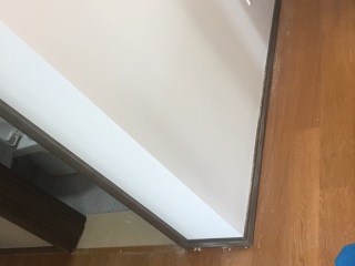 套装门、踢脚线安装