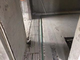 强、弱电布管穿线