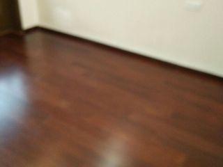 套装门、踢脚线安装