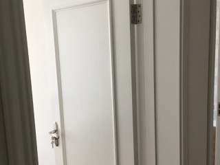 套装门、踢脚线安装
