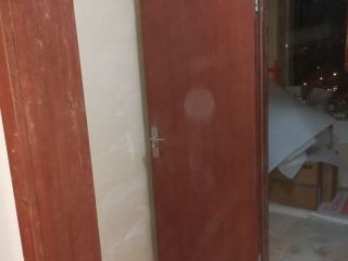 成品门及墙纸铺贴