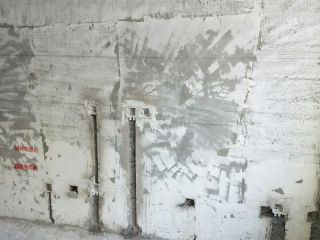 水、电管开槽施作