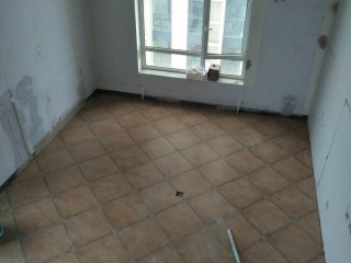 地砖铺贴及地面找平施作