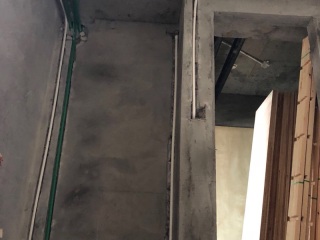 强、弱电路穿线施作