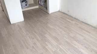 木地板铺设