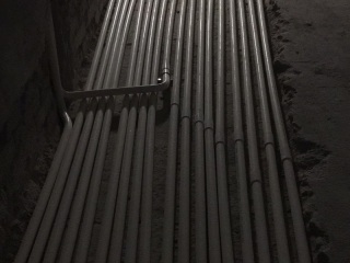 水、电管开槽施作