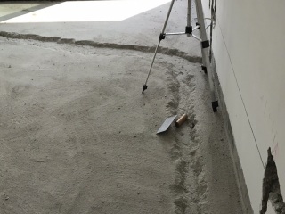 水、电管开槽施工