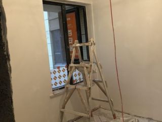 墙、顶面腻子批嵌