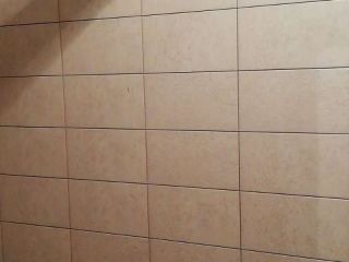 厨房、卫生间墙砖施作