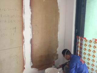 墙、顶面腻子批嵌