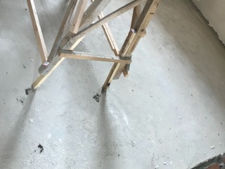 地砖铺贴及地面找平施作