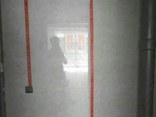 厨房、卫生间墙砖施作