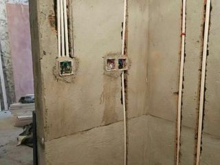 强、弱电路穿线施作