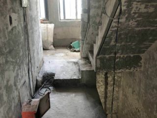 强、弱电路穿线施作