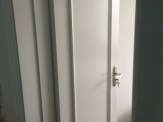 成品门及墙纸铺贴