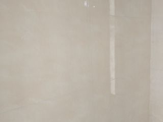 厨房、卫生间墙砖施作