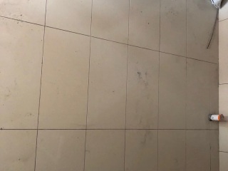 地砖铺贴及地面找平施作