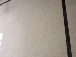 厨房、卫生间墙砖施作