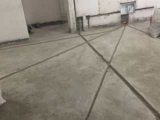 水、电管开槽施作
