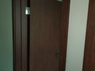 套装门、踢脚线安装