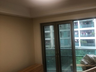 成品门及墙纸铺贴