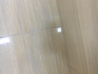 地砖铺贴及地面找平施作