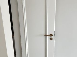 成品门及墙纸铺贴