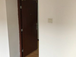 成品门及墙纸铺贴