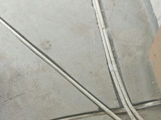 水、电管开槽施作