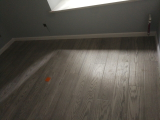 木地板铺设