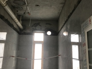 厨房、卫生间墙砖施作