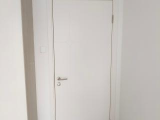 成品套装门、窗套等安装