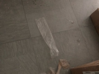 地砖铺贴及地面找平施作