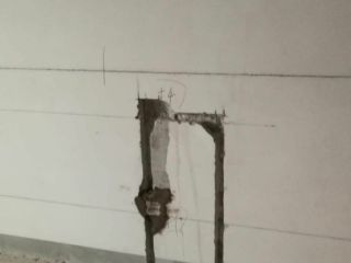 水、电管开槽施作