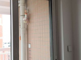 成品门及墙纸铺贴