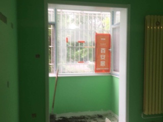 成品门及墙纸铺贴
