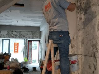 墙、顶面腻子批嵌