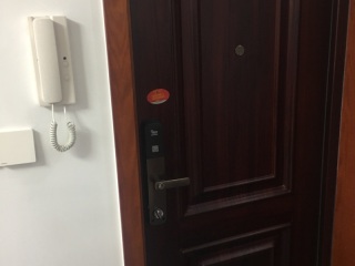 成品门及墙纸铺贴