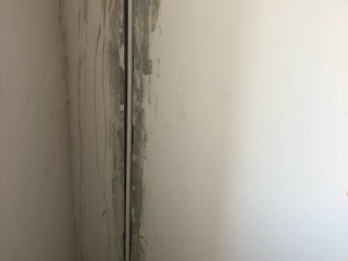 水、电管开槽施工