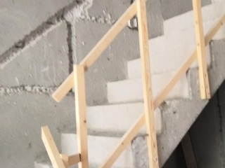 水、电管开槽施作