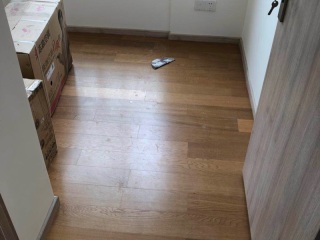 实木复合地板铺设