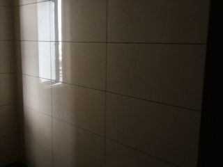 厨房、卫生间墙砖施作