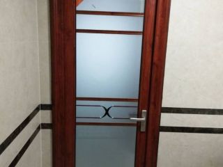 成品门及墙纸铺贴