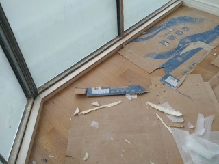 套装门、踢脚线安装