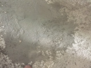 地砖铺贴及地面找平施作
