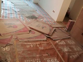 地砖铺贴及地面找平施作