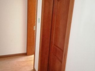 成品门及墙纸铺贴