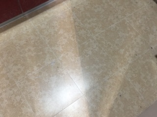地砖铺贴及地面找平施作
