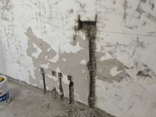 水、电管开槽施作