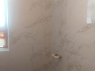 地砖铺贴及地面找平施作